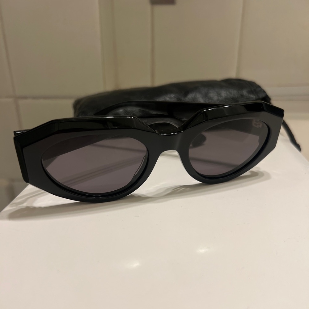 Bottega Veneta black sunglasses BV1031S